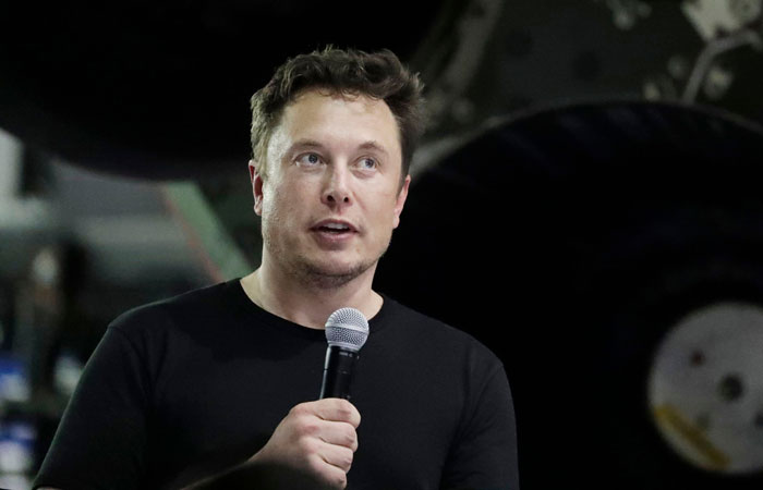 Tesla CEO'su Elon Musk İstifa Etti! Yerine Gelen Kişi Belli Oldu