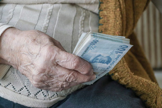 Emekli maaşı zammı 2019 zam oranları açıklandı! SSK Bağ-kur maaşları!