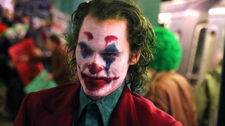 Joaquin Phoenix’li Joker Filminden Tanıtım Posteri ve Konusu Paylaşıldı!